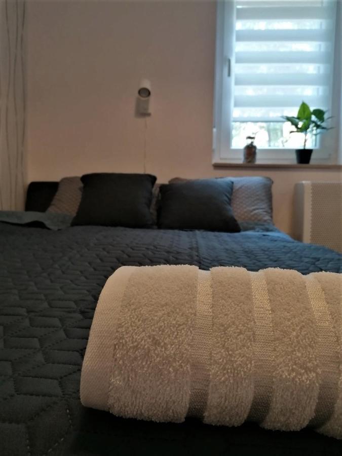 Central Home Apartment In The City Center Έγκερ Εξωτερικό φωτογραφία